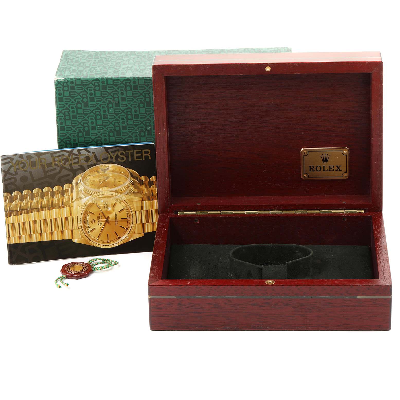 This image shows a wooden box, official booklet, tags, and packaging for the Rolex Daytona 116523 Men
s Steel and Gold (two tone) White Dial 116523 Men
s Steel and Gold (two tone) White Dial watch model.