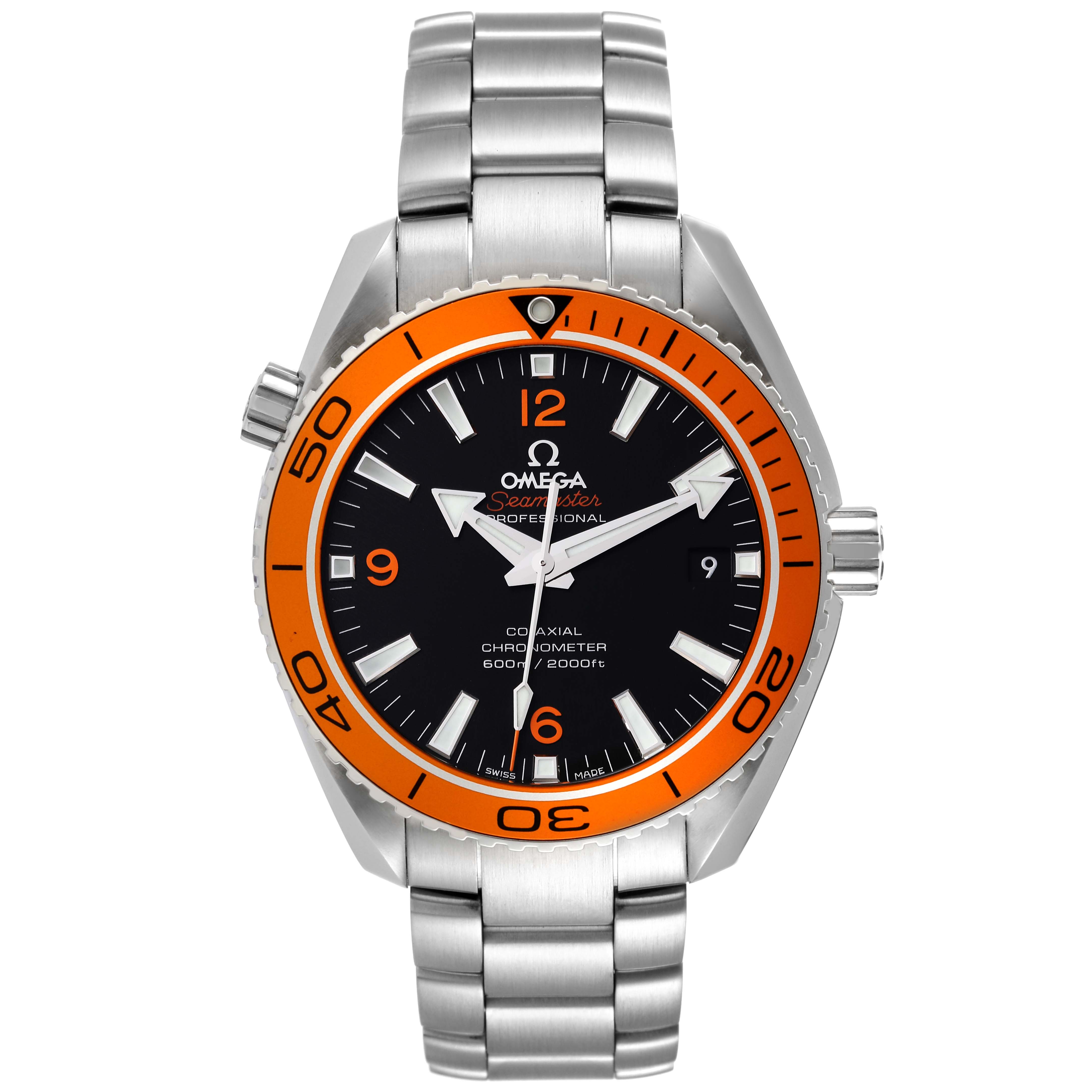 The image shows the Omega Seamaster watch from the front, highlighting its dial, bezel, and bracelet.