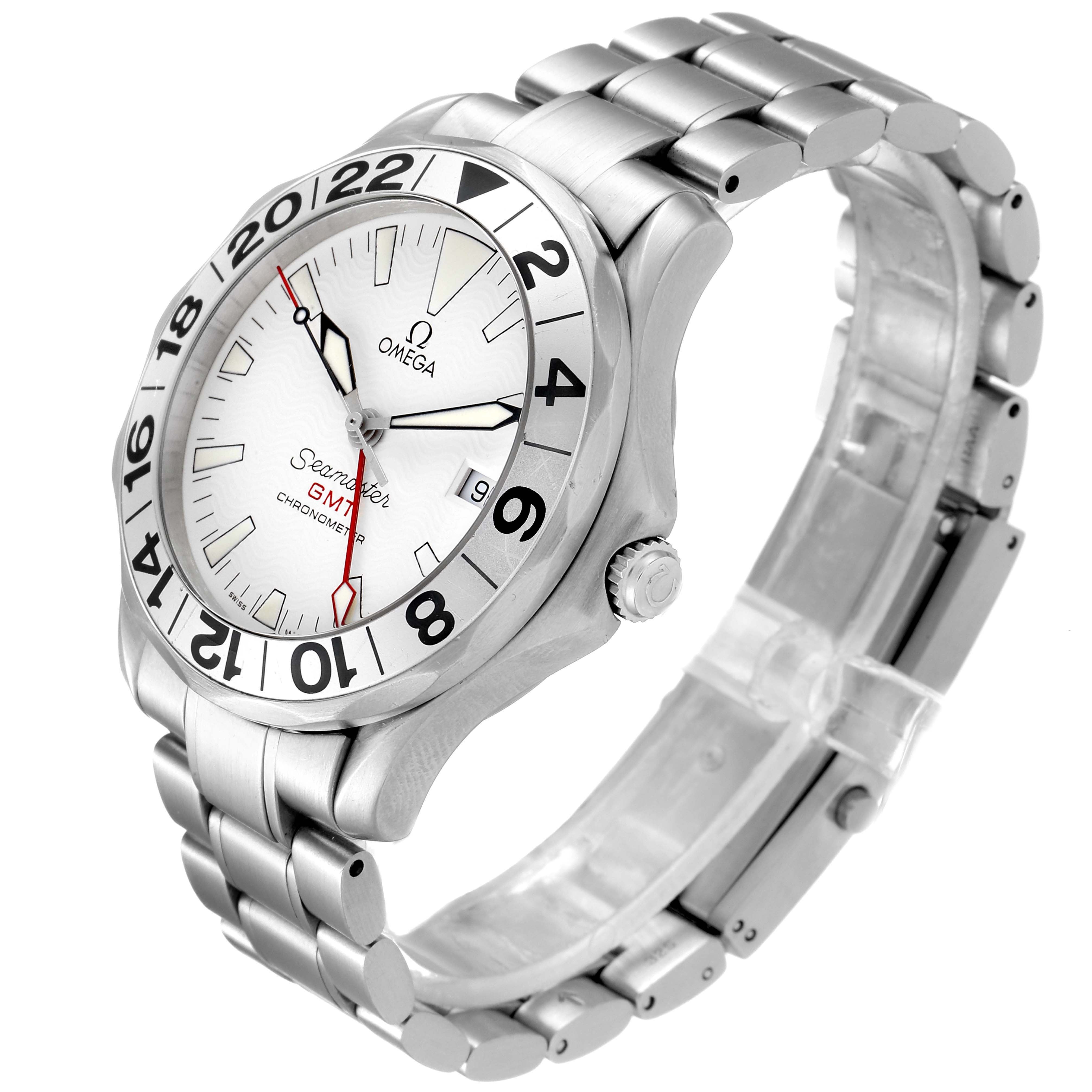 The image shows an angled view of an Omega Seamaster 2538.20.00 Men's Stainless Steel White Dial 2538.20.00 Men's Stainless Steel White Dial watch, displaying the face, bezel, crown, and part of the bracelet.