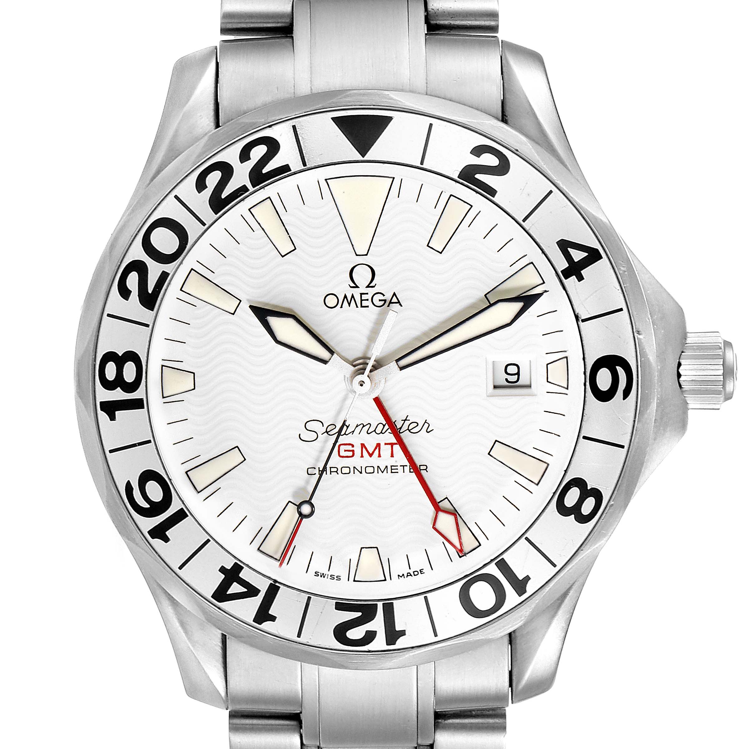 The Omega Seamaster 2538.20.00 Men's Stainless Steel White Dial 2538.20.00 Men's Stainless Steel White Dial watch is shown from the front, displaying its dial, hands, bezel, and part of the bracelet.