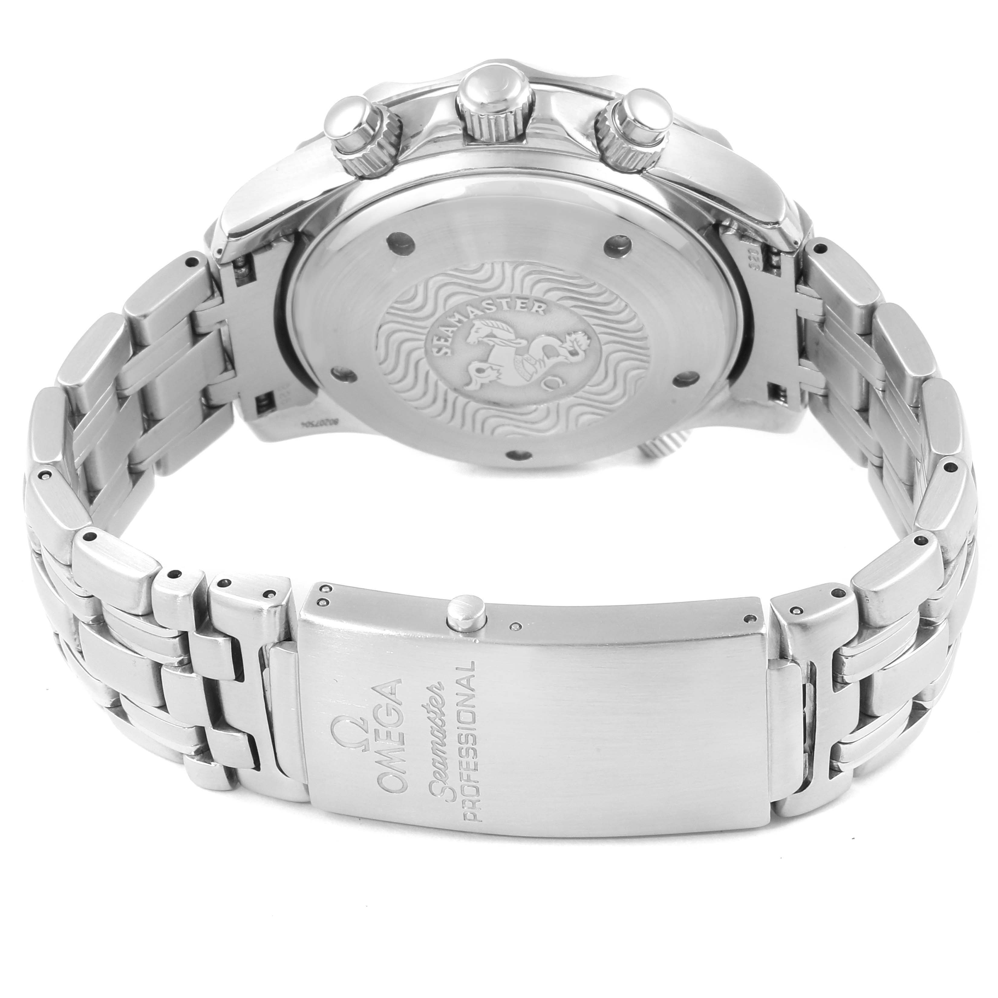 The image shows the back and bracelet of the Omega Seamaster 2598.80.00 Men
s Stainless Steel Blue Dial 2598.80.00 Men
s Stainless Steel Blue Dial watch, highlighting its clasp and case back.