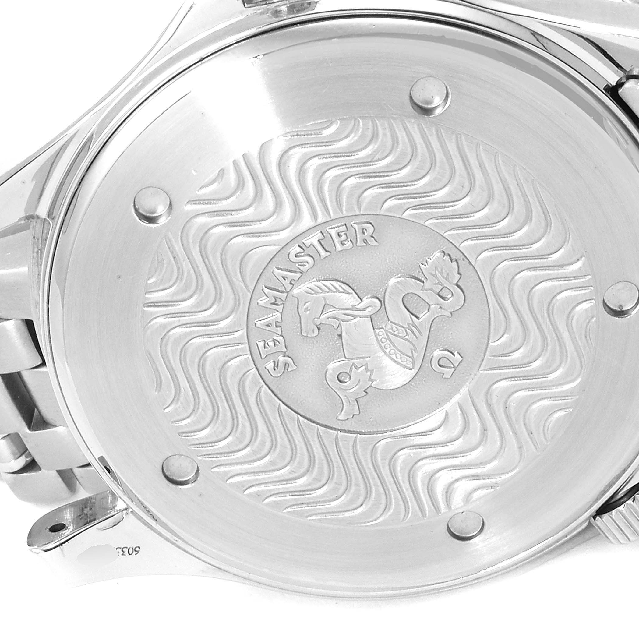 The image shows the engraved backside of an Omega Seamaster 2532.20.00 Men
s Stainless Steel White Dial 2532.20.00 Men
s Stainless Steel White Dial watch, highlighting its water-resistant case back and wave pattern.