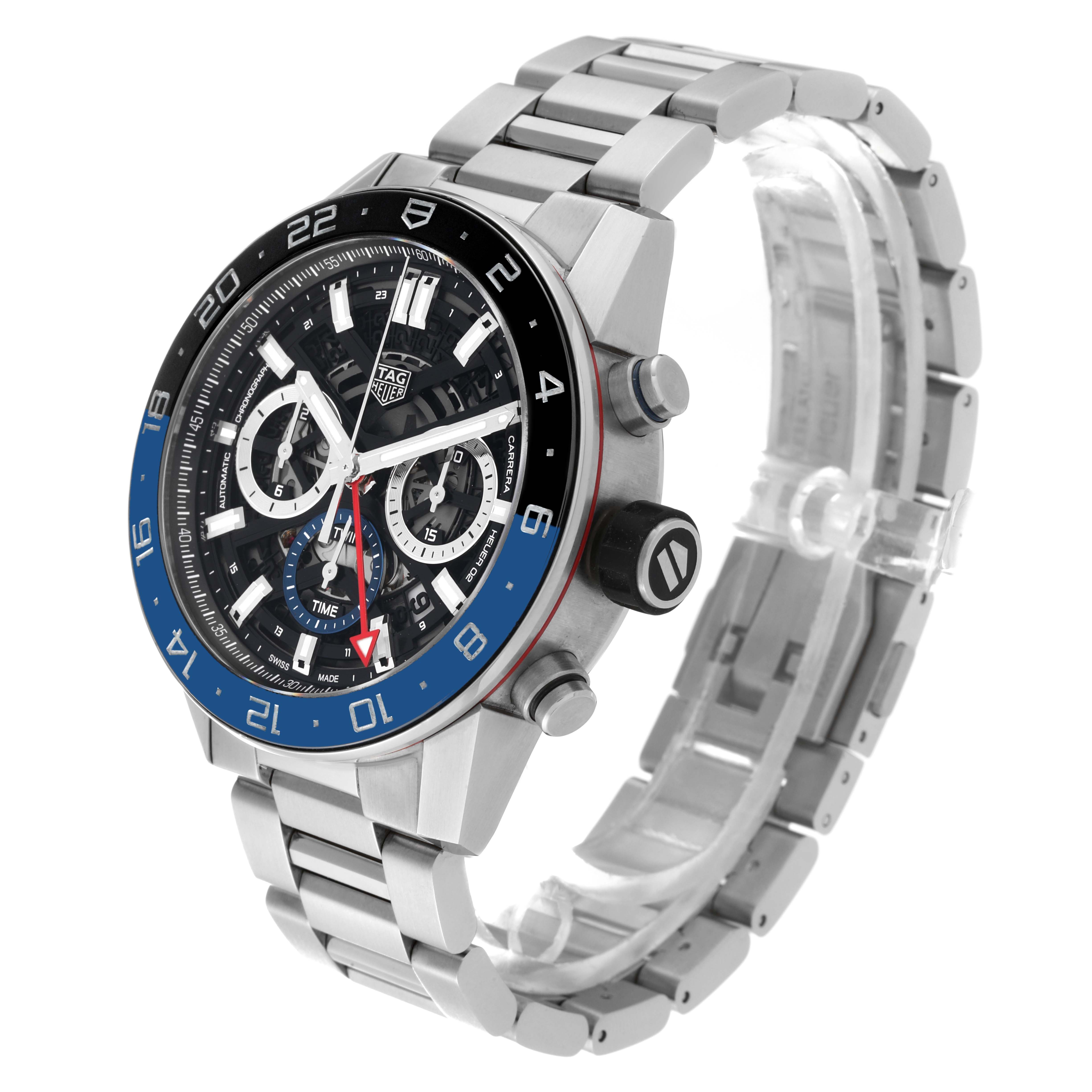 The image shows a side angle of a Tag Heuer Carrera CBG2A1Z.BA0658 Men
s Stainless Steel Black Dial CBG2A1Z.BA0658 Men
s Stainless Steel Black Dial watch featuring its face, bezel, crown, and bracelet.