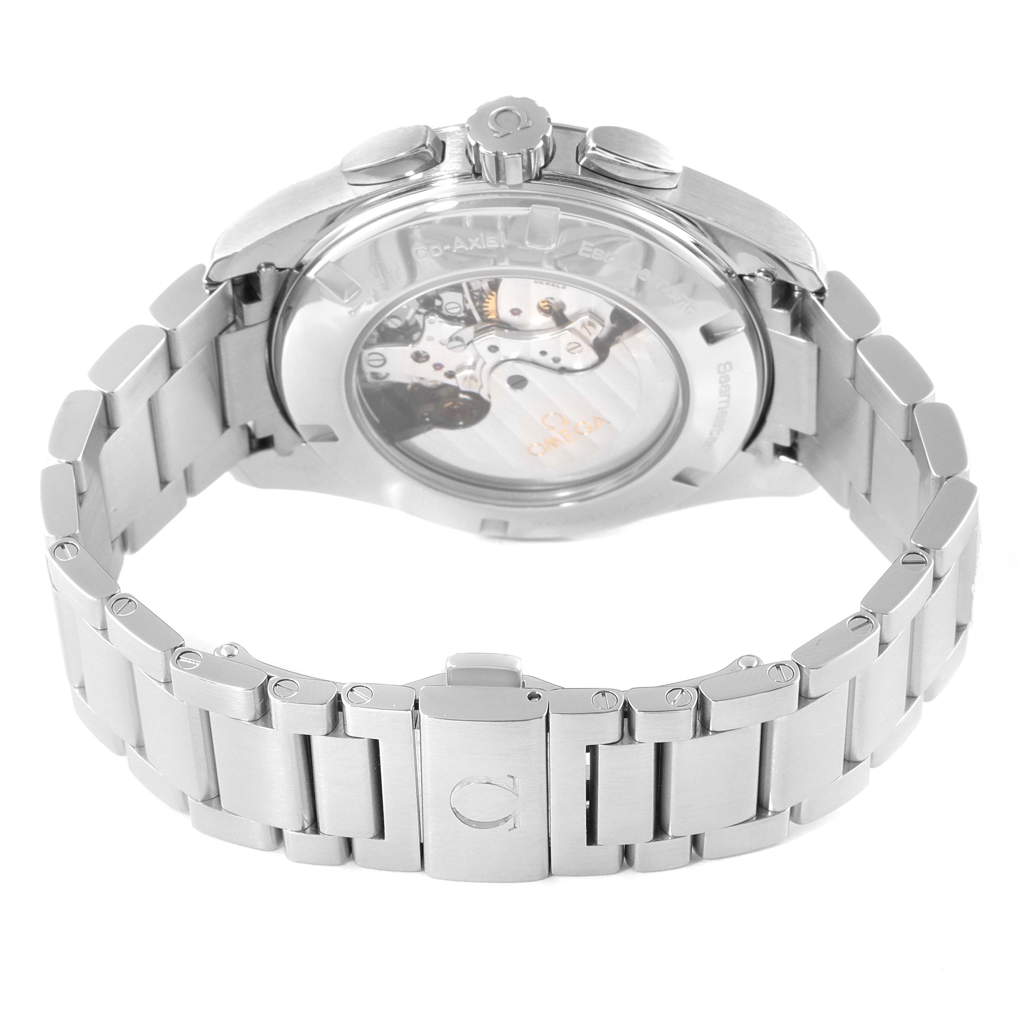 This image shows the back view of the Omega Aqua Terra 231.10.44.50.09.001 Men
s Stainless Steel White Dial 231.10.44.50.09.001 Men
s Stainless Steel White Dial watch, highlighting the stainless steel bracelet and the transparent case back.