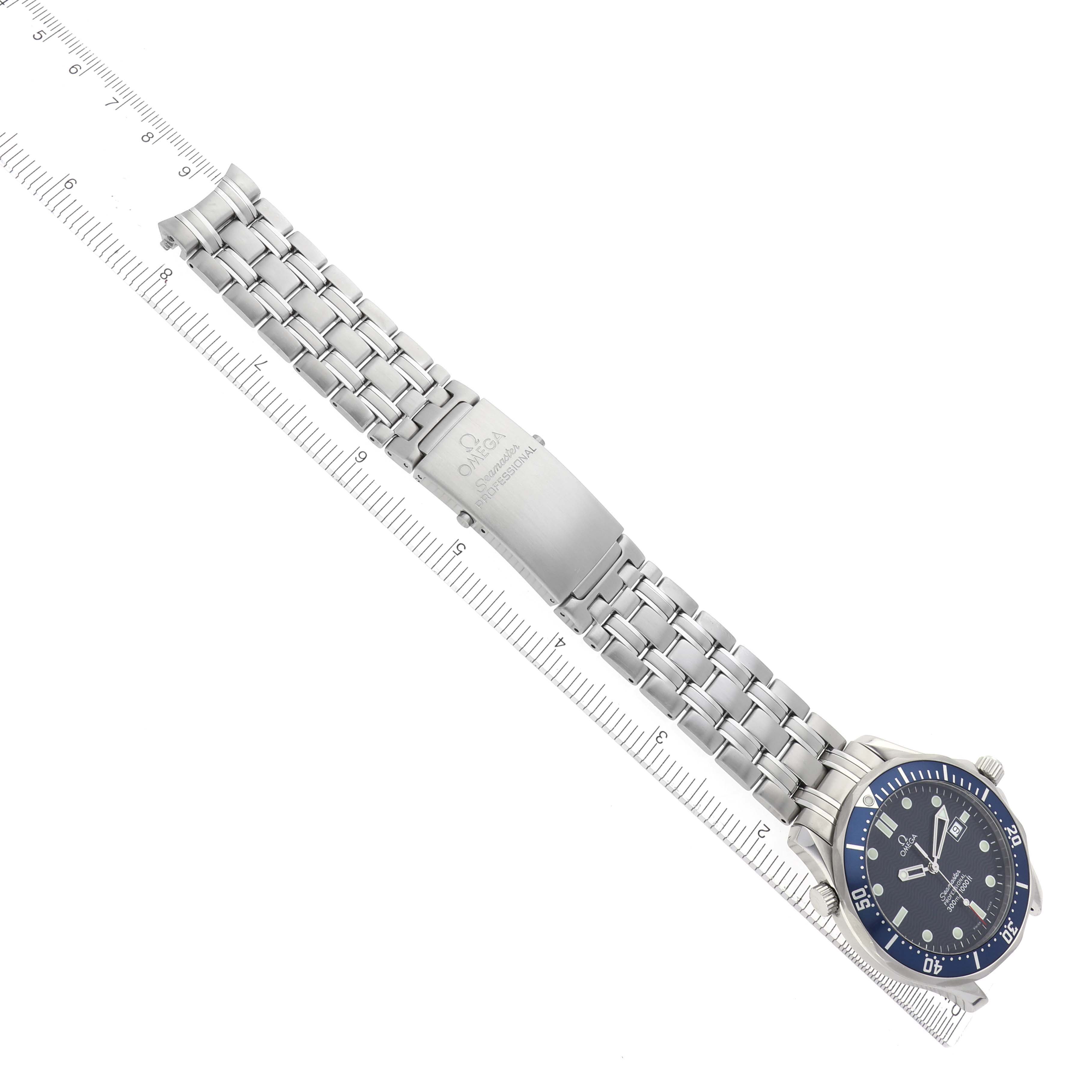 The image shows the Omega Seamaster 2541.80.00 Men's Stainless Steel Blue Dial 2541.80.00 Men's Stainless Steel Blue Dial watch from an overhead angle, highlighting the face, bezel, and full metal bracelet with a clasp.