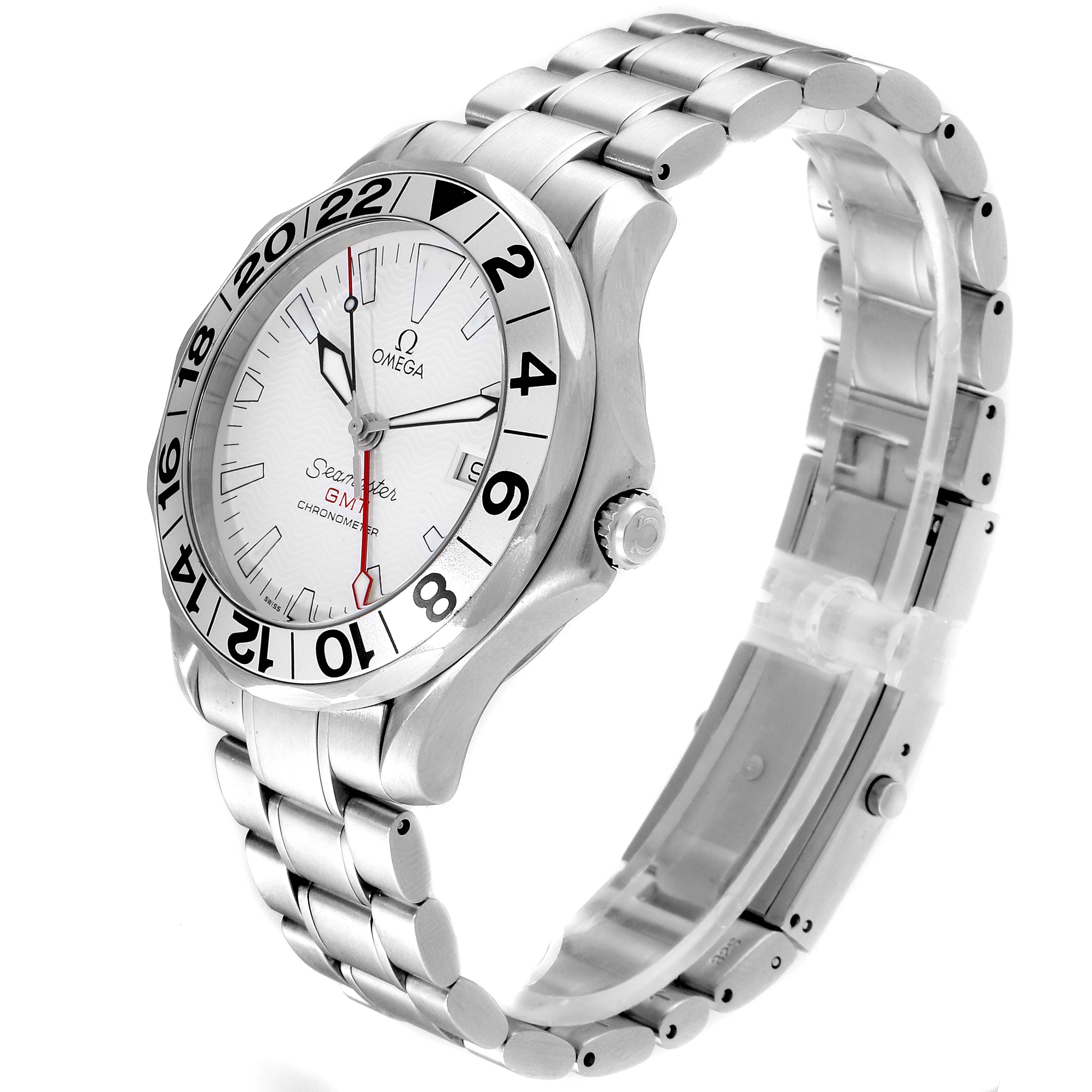 The image shows a three-quarter view of the Omega Seamaster 2538.20.00 Men's Stainless Steel White Dial 2538.20.00 Men's Stainless Steel White Dial watch, highlighting the dial, bezel, and bracelet.