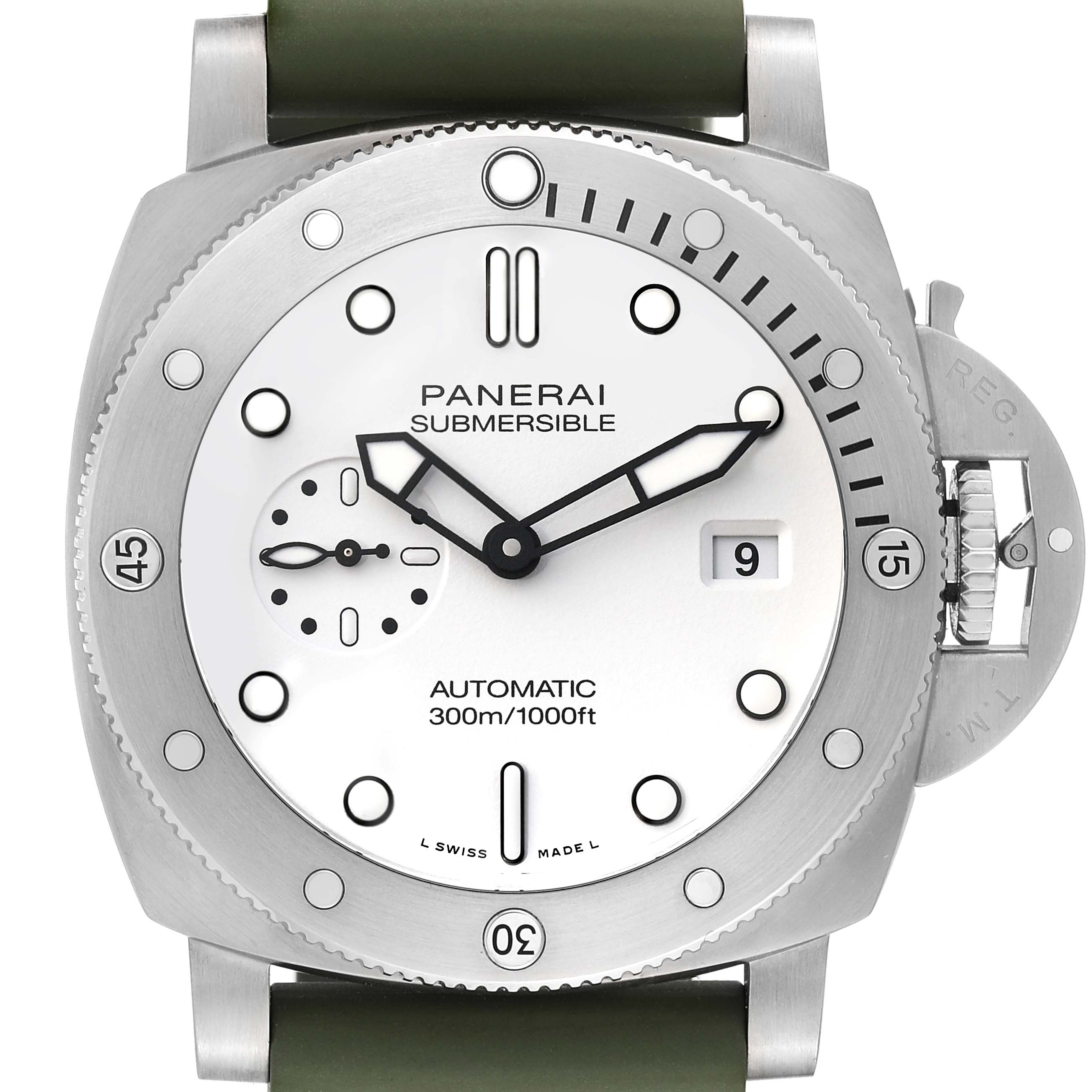 The image shows a front view of a Panerai Submersible PAM01226 Men
s Stainless Steel White Dial PAM01226 Men
s Stainless Steel White Dial watch, displaying the dial, bezel, date window, and part of the strap.