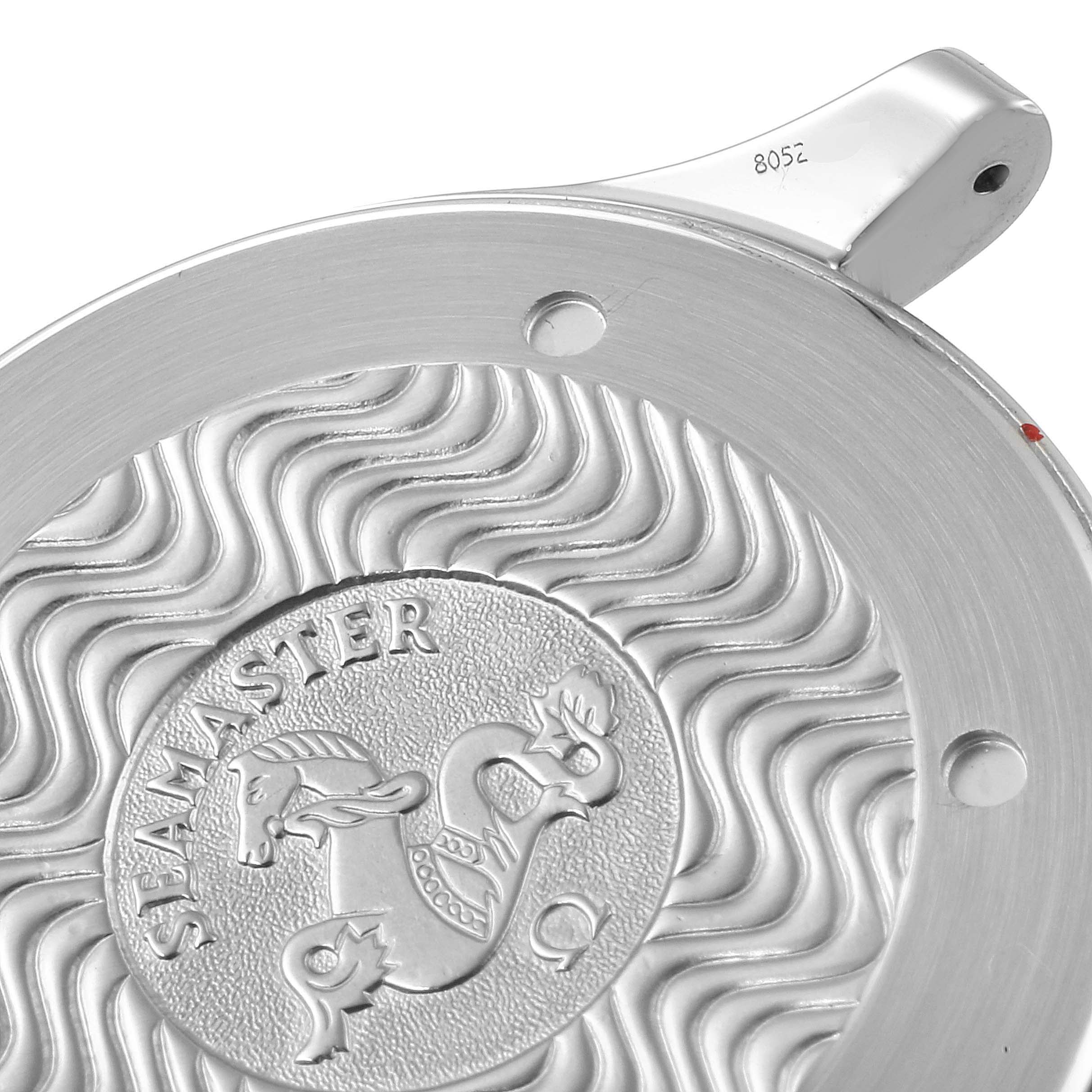 This image shows a close-up of the case back of an Omega Seamaster 2531.80.00 Men
s Stainless Steel Blue Dial 2531.80.00 Men
s Stainless Steel Blue Dial watch, featuring the Seamaster logo.