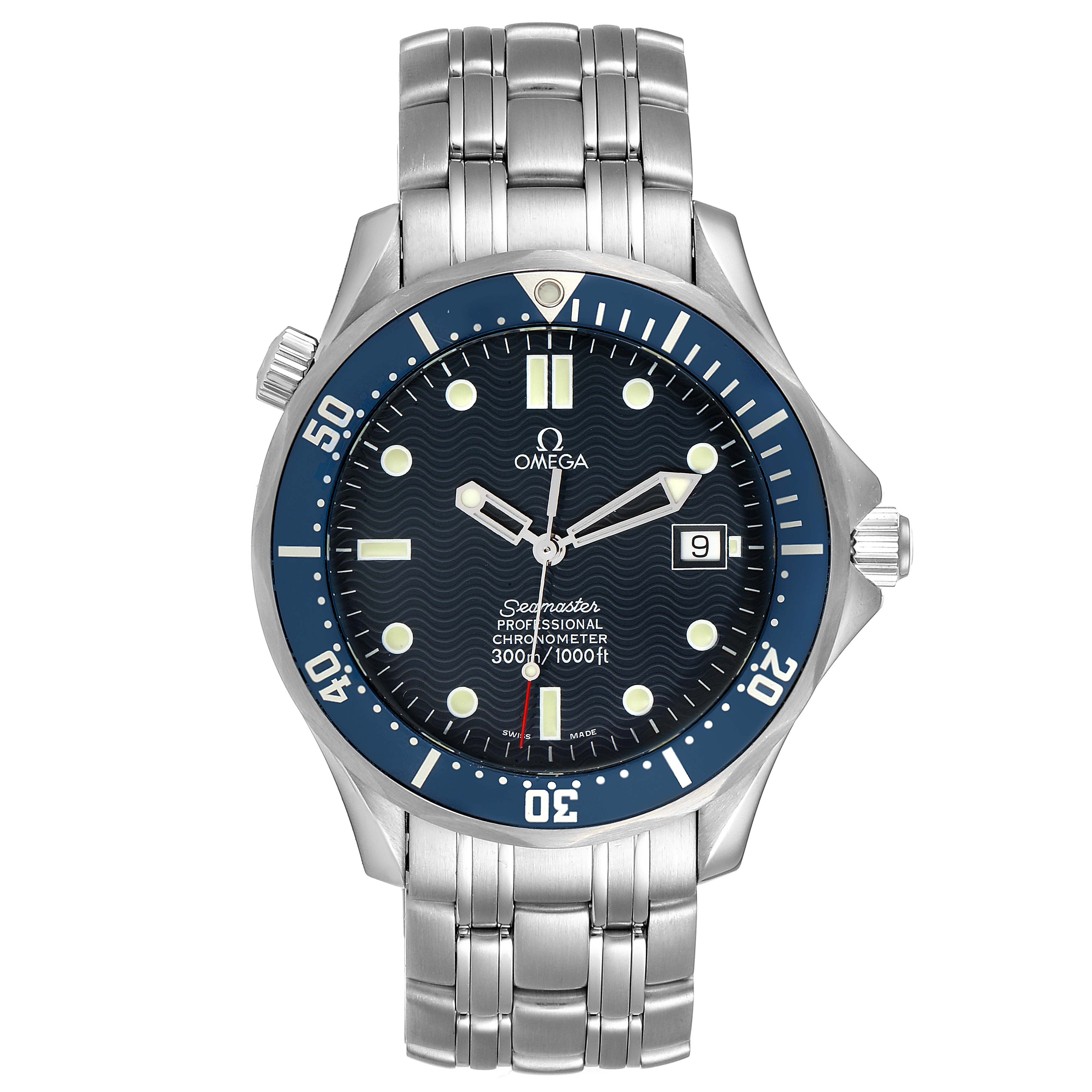 The image shows a frontal view of an Omega Seamaster 2531.80.00 Men
s Stainless Steel Blue Dial 2531.80.00 Men
s Stainless Steel Blue Dial watch, displaying its dial, bezel, and stainless steel bracelet.