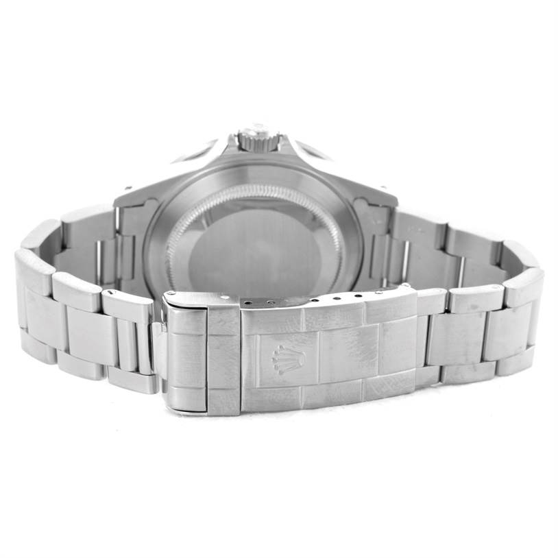 This image shows the back and bracelet of a Rolex Submariner 16610 Men
s Stainless Steel Black Dial 16610 Men
s Stainless Steel Black Dial watch, highlighting the clasp and links.