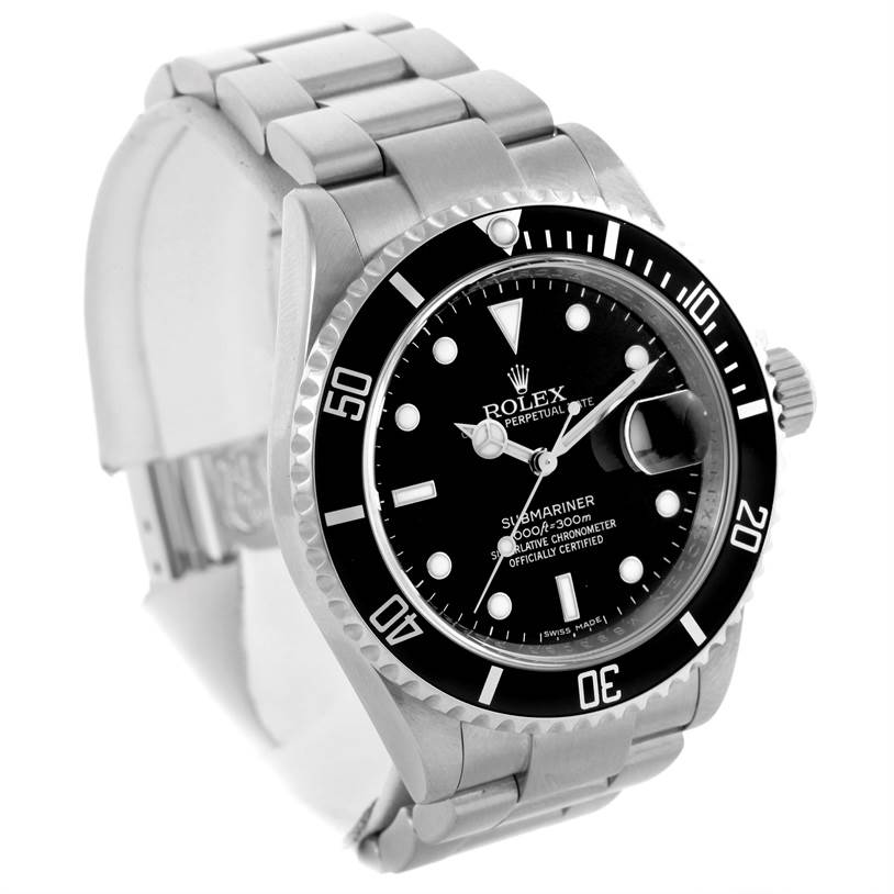 The image shows a side angle view of a Rolex Submariner 16610 Men
s Stainless Steel Black Dial 16610 Men
s Stainless Steel Black Dial watch, revealing its dial, bezel, crown, and bracelet.