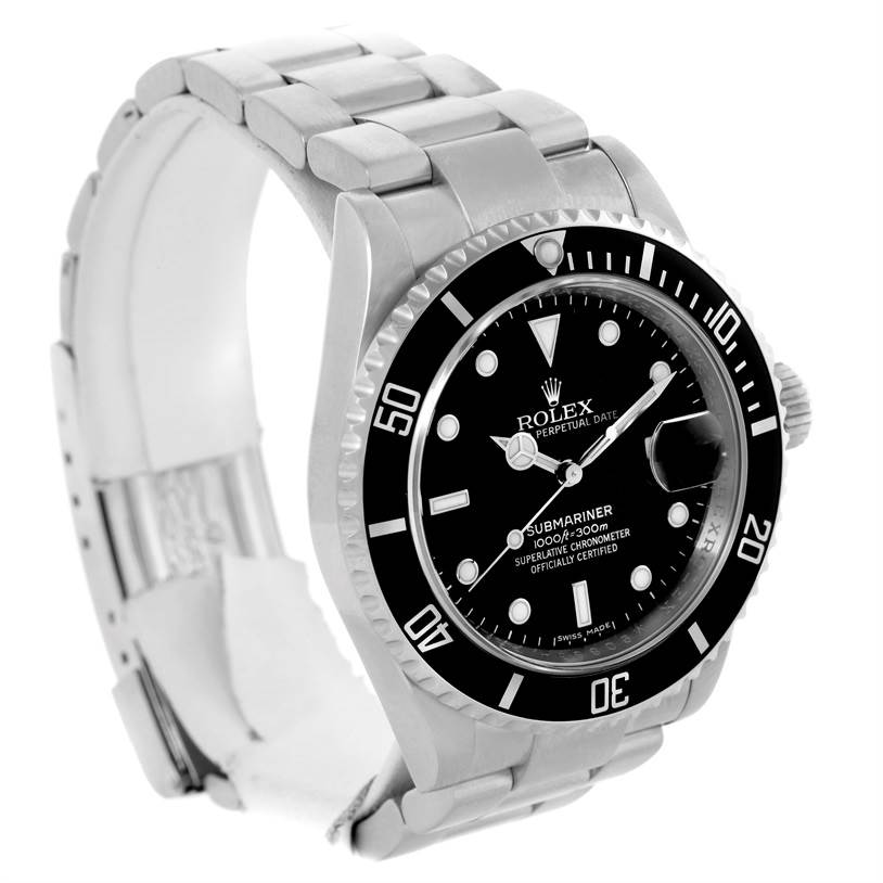 This image shows a front-angle view of a Rolex Submariner 16610 Men
s Stainless Steel Black Dial 16610 Men
s Stainless Steel Black Dial watch, displaying the face, bezel, crown, and part of the bracelet.