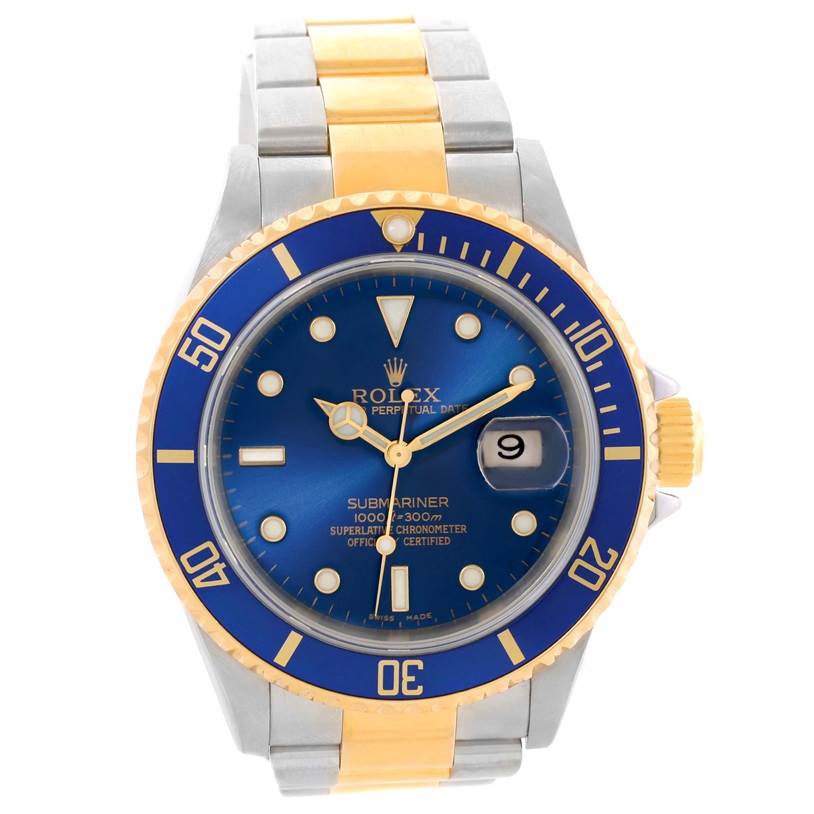 This image shows the front view of a Rolex Submariner 16613 Men's Steel and Gold (two tone) Blue Dial 16613 Men's Steel and Gold (two tone) Blue Dial watch with a blue dial, blue bezel, and two-tone bracelet.