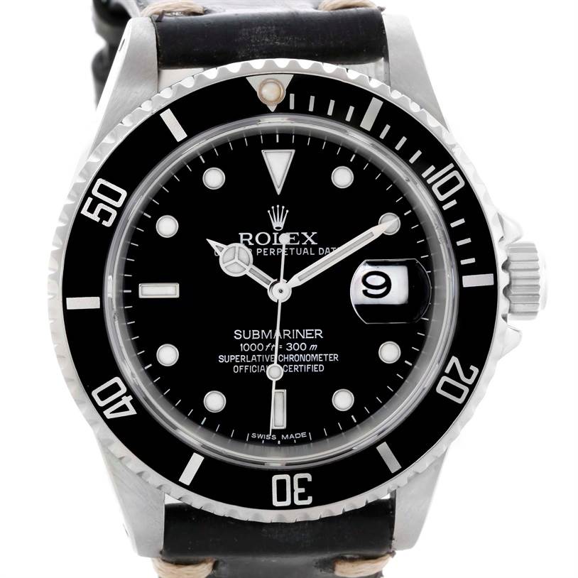 The image shows a front angle view of the Rolex Submariner 16610 Men
s Stainless Steel Black Dial 16610 Men
s Stainless Steel Black Dial watch, highlighting the dial, bezel, and date window.