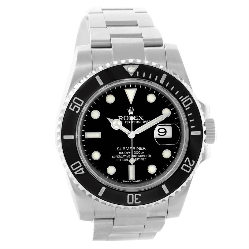 This image shows a front view of the Rolex Submariner 116610 Men
s Stainless Steel Black Dial 116610 Men
s Stainless Steel Black Dial watch, highlighting its dial, bezel, bracelet, and date window.