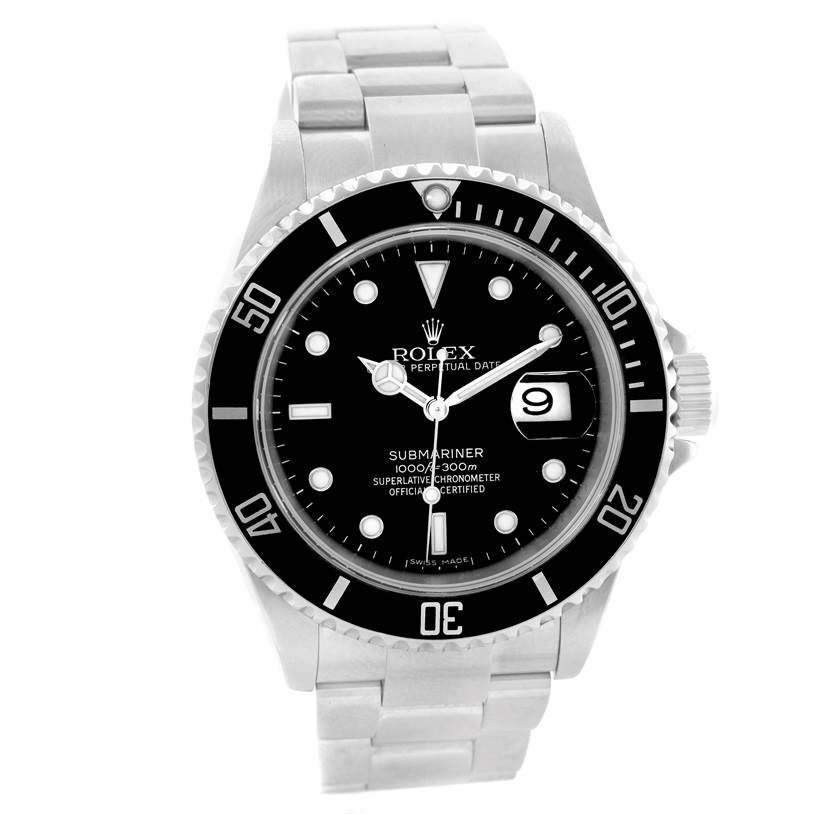 This image shows a front view of the Rolex Submariner 16610 Men
s Stainless Steel Black Dial 16610 Men
s Stainless Steel Black Dial watch, featuring its face, bezel, and bracelet.