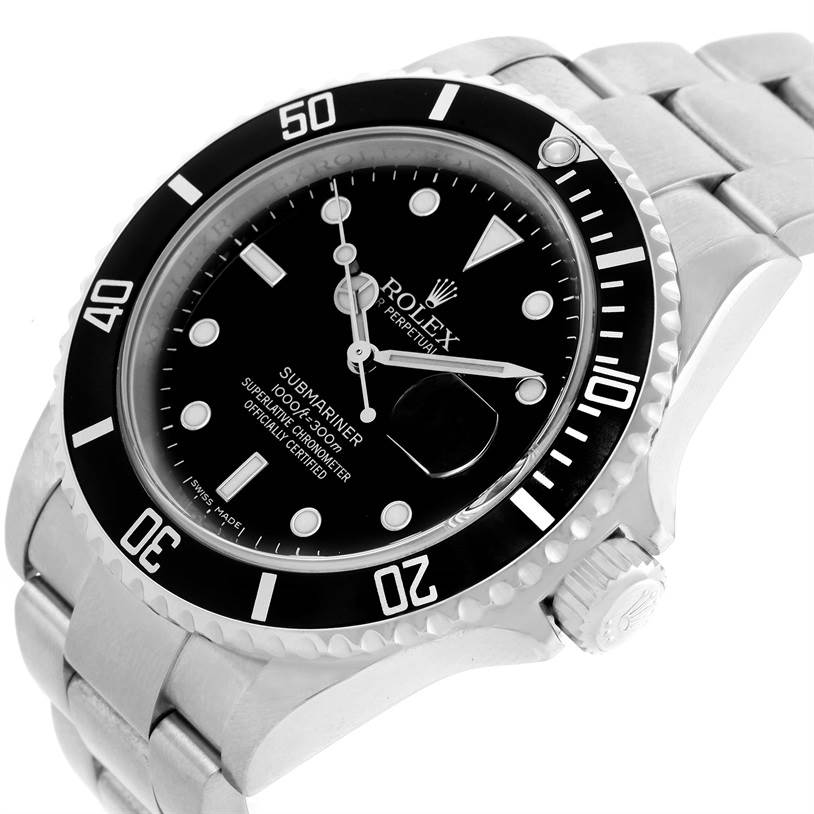 This image shows a Rolex Submariner 16610 Men
s Stainless Steel Black Dial 16610 Men
s Stainless Steel Black Dial watch from an angled side view, highlighting its black dial, bezel, and stainless steel bracelet.