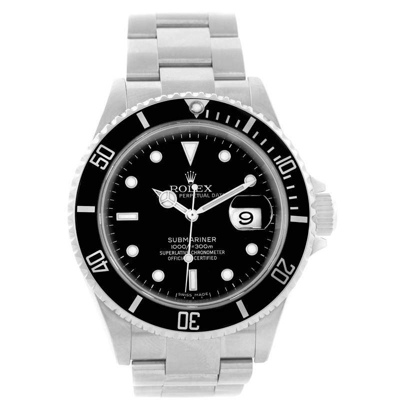 This image shows a front view of the Rolex Submariner 16610 Men
s Stainless Steel Black Dial 16610 Men
s Stainless Steel Black Dial watch, displaying its dial, bezel, hands, and bracelet.