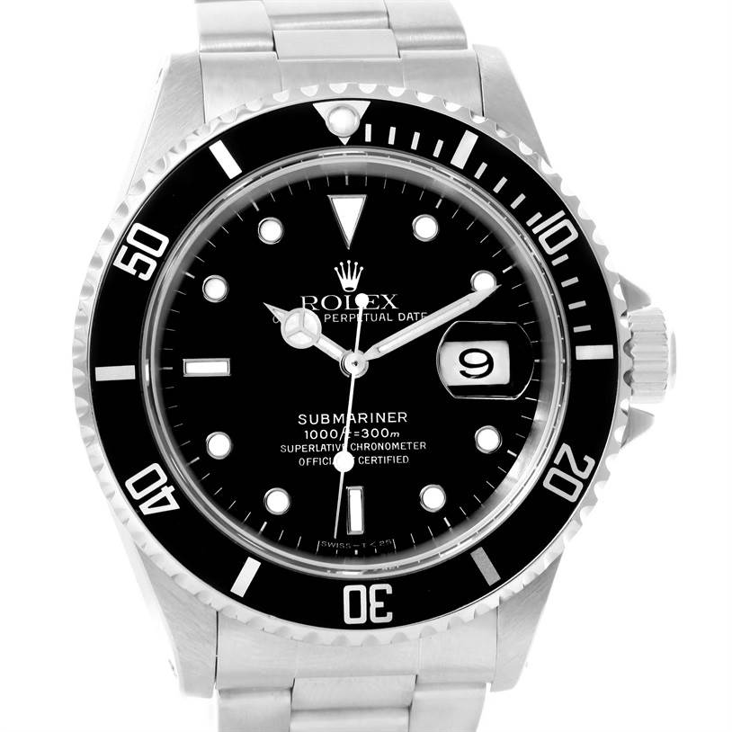 This image shows a front view of a Rolex Submariner 16610 Men
s Stainless Steel Black Dial 16610 Men
s Stainless Steel Black Dial watch displaying the dial, bezel, and part of the bracelet.