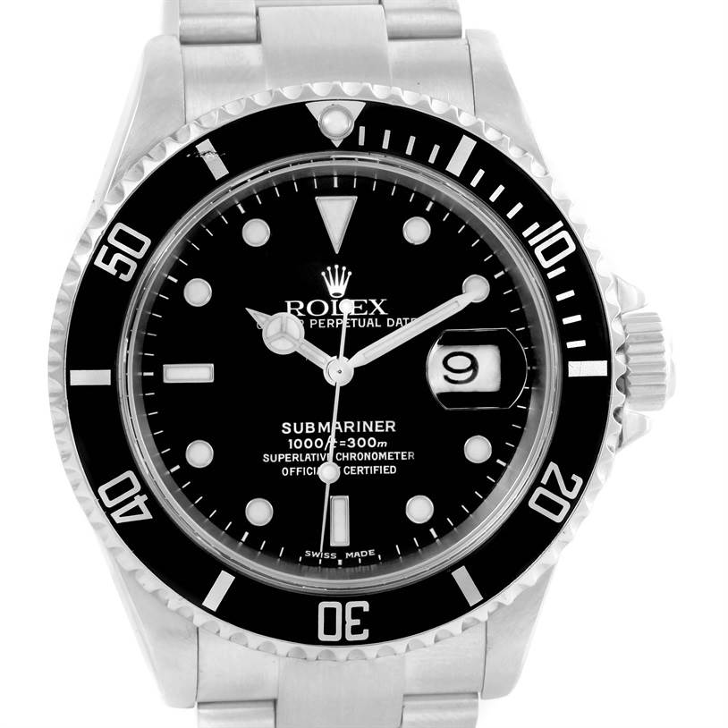 The image shows a front view of a Rolex Submariner 16610 Men
s Stainless Steel Black Dial 16610 Men
s Stainless Steel Black Dial watch, highlighting its dial, bezel, and part of the bracelet.