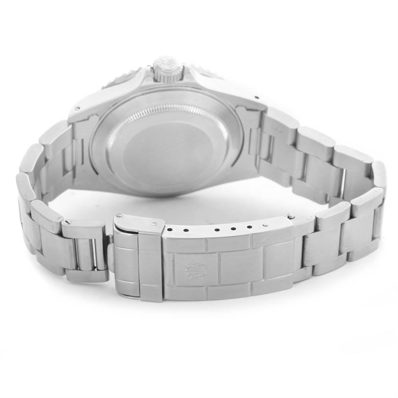 This image shows the back and band of a Rolex Submariner 16610 Men
s Stainless Steel Black Dial 16610 Men
s Stainless Steel Black Dial watch.