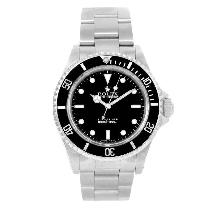 This image shows a front view of the Rolex Submariner 14060 Men
s Stainless Steel Black Dial 14060 Men
s Stainless Steel Black Dial watch, highlighting its black dial, bezel, and silver bracelet.
