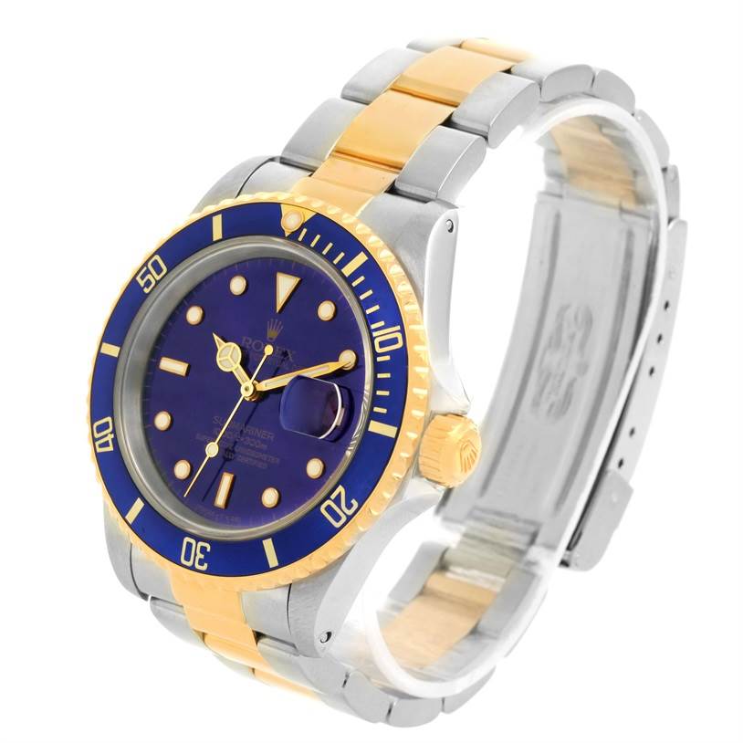 This image shows a Rolex Submariner 16613 Men
s Steel and Gold (two tone) Blue Dial 16613 Men
s Steel and Gold (two tone) Blue Dial watch from a front angle, featuring its dial, bezel, bracelet, and crown.