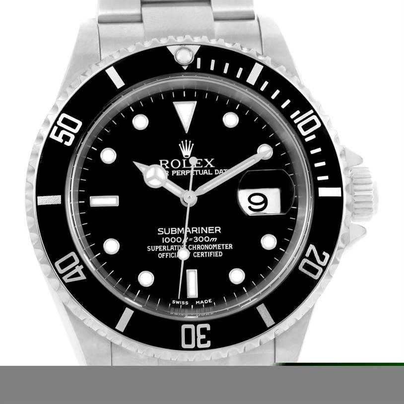 This image shows a front view of the Rolex Submariner 16610 Men
s Stainless Steel Black Dial 16610 Men
s Stainless Steel Black Dial watch, highlighting its dial, bezel, and bracelet.