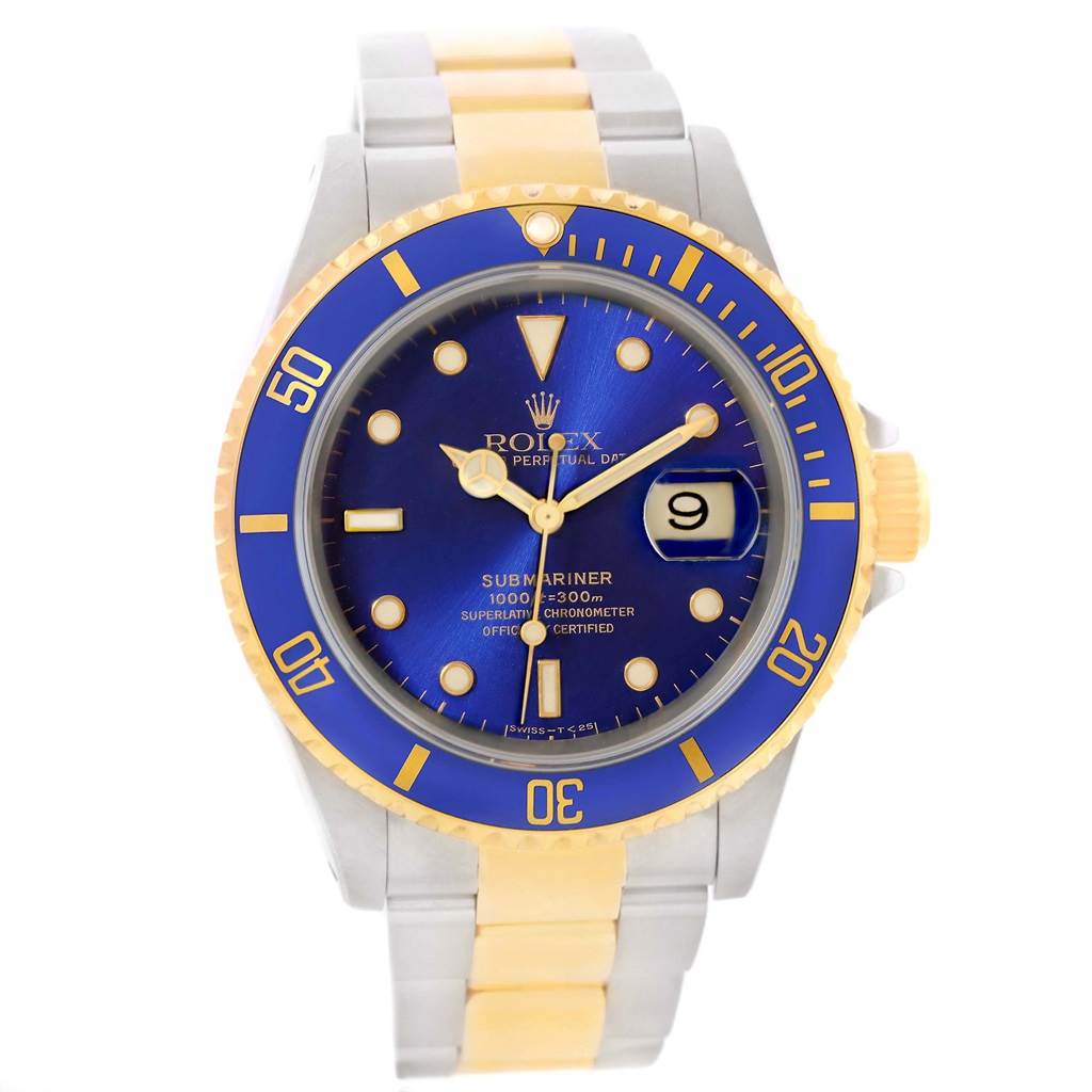 The image shows a front view of a Rolex Submariner 16613 Men
s Steel and Gold (two tone) Blue Dial 16613 Men
s Steel and Gold (two tone) Blue Dial watch, featuring a blue dial, gold and silver bracelet, and visible date window.