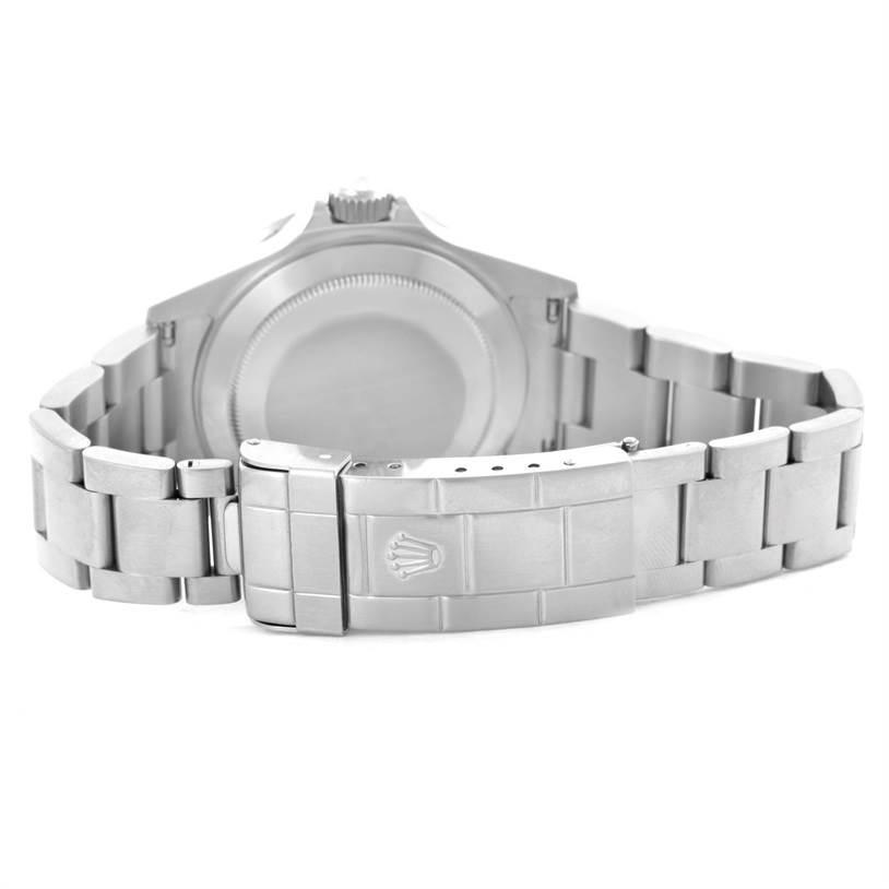 This image shows the back and clasp of the Rolex Submariner 16610LV Men
s Stainless Steel Black Dial 16610LV Men
s Stainless Steel Black Dial watch, highlighting the bracelet and case back.