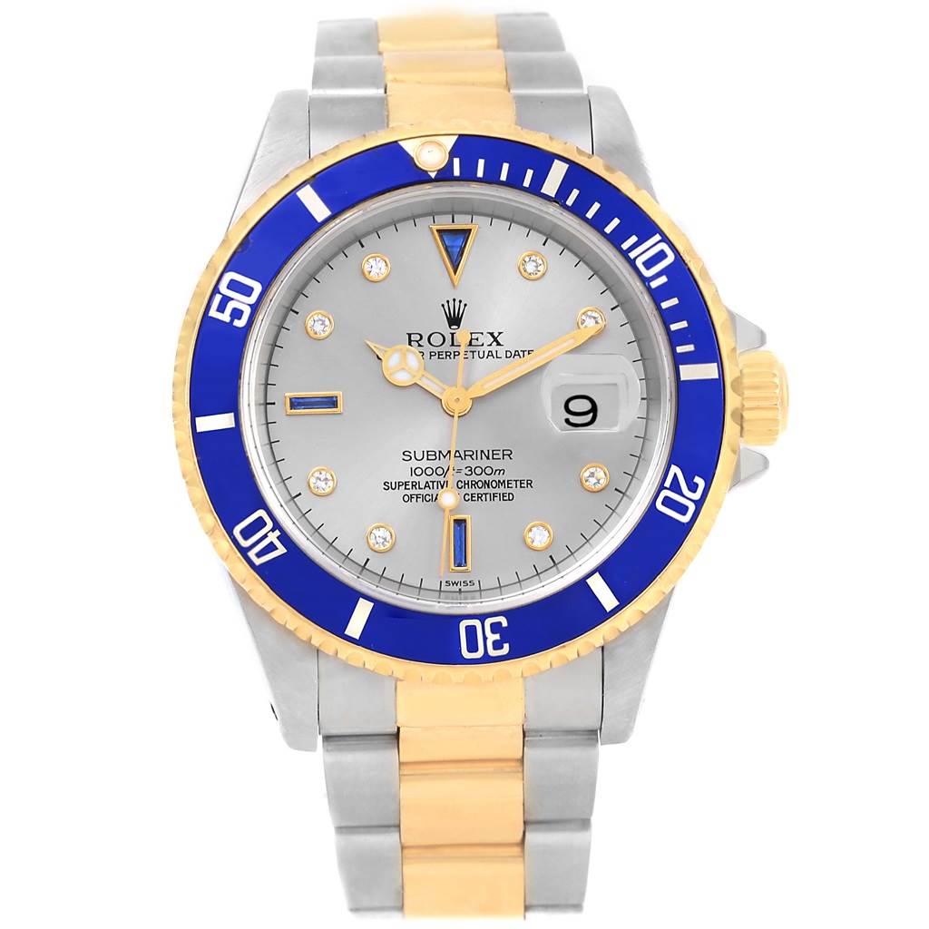 The image shows a front view of a Rolex Submariner 16613 Men
s Steel and Gold (two tone) Grey Dial 16613 Men
s Steel and Gold (two tone) Grey Dial watch, highlighting its dial, bezel, and bracelet.