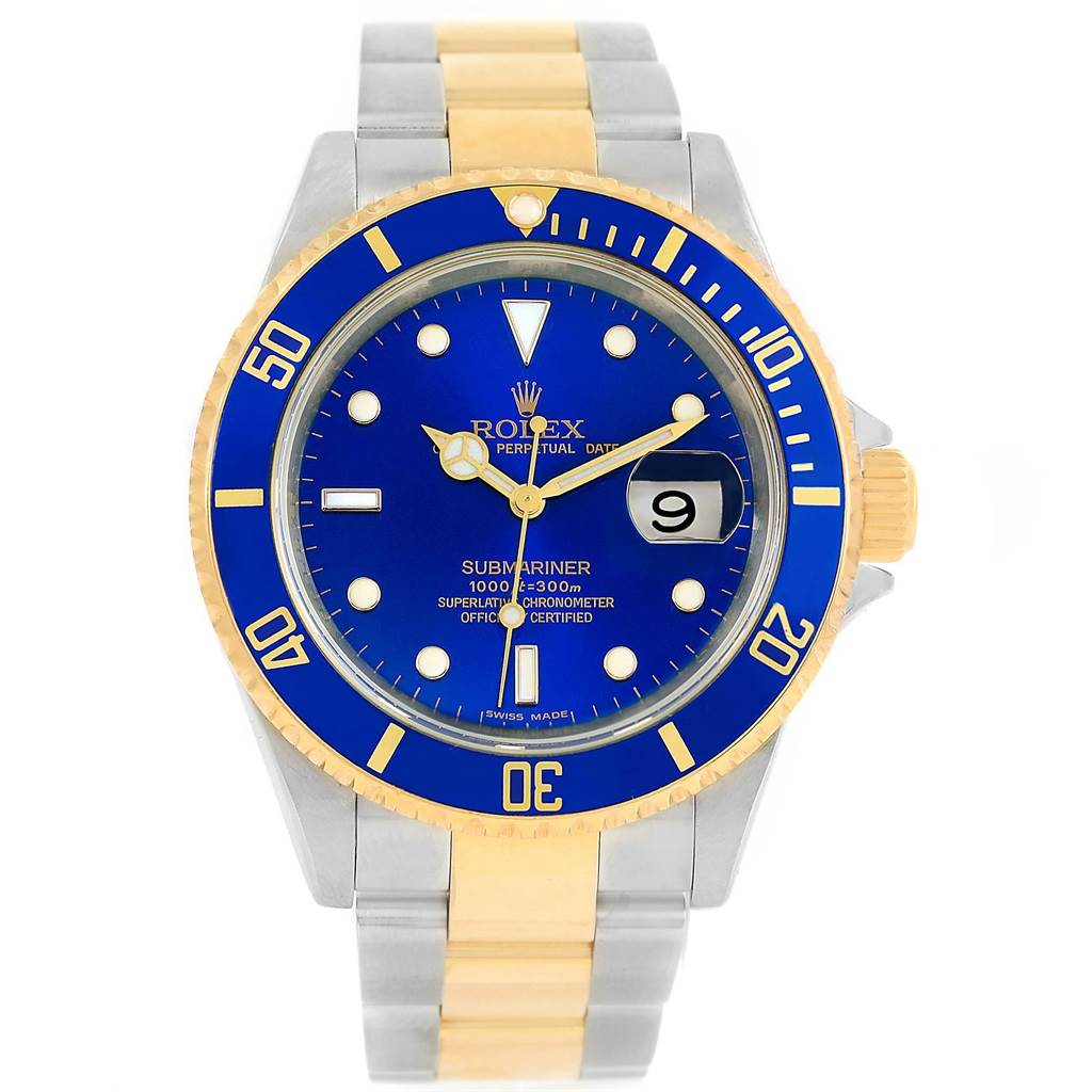 The image shows a front view of a Rolex Submariner 16613 Men
s Steel and Gold (two tone) Blue Dial 16613 Men
s Steel and Gold (two tone) Blue Dial watch, highlighting its blue dial, bezel, and two-tone bracelet.