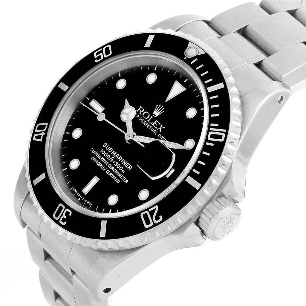 The image shows the front and side view of a Rolex Submariner 16610 Men
s Stainless Steel Black Dial 16610 Men
s Stainless Steel Black Dial watch, featuring its bezel, dial, crown, and bracelet.
