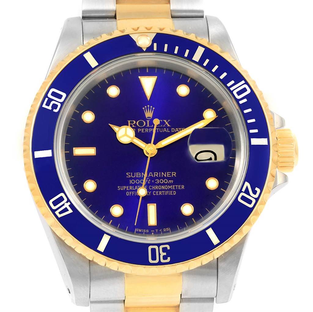 The image shows a frontal close-up view of the Rolex Submariner 16613 Men's Steel and Gold (two tone) Blue Dial 16613 Men's Steel and Gold (two tone) Blue Dial watch, highlighting its blue dial and gold bezel.