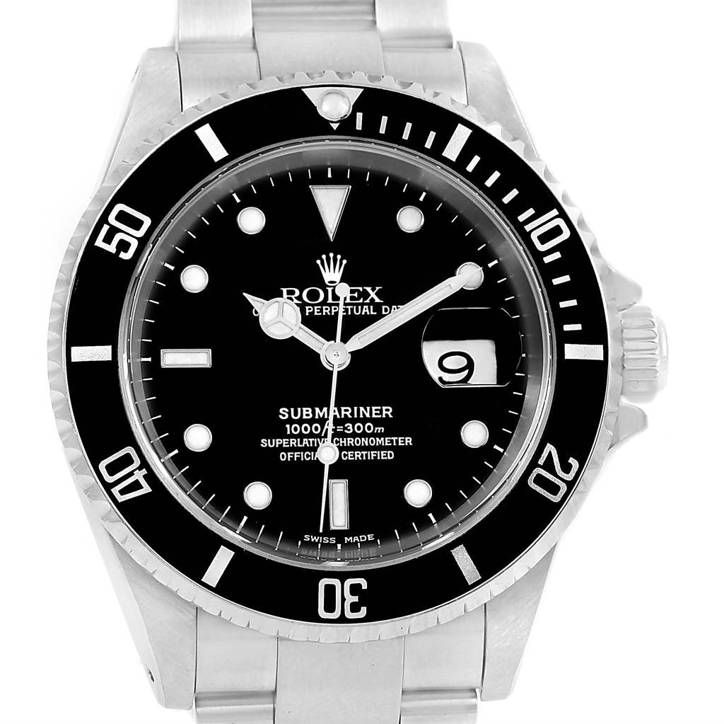 The image shows a front view of a Rolex Submariner 16610 Men's Stainless Steel Black Dial 16610 Men's Stainless Steel Black Dial watch, highlighting its black dial, bezel, and stainless steel bracelet.