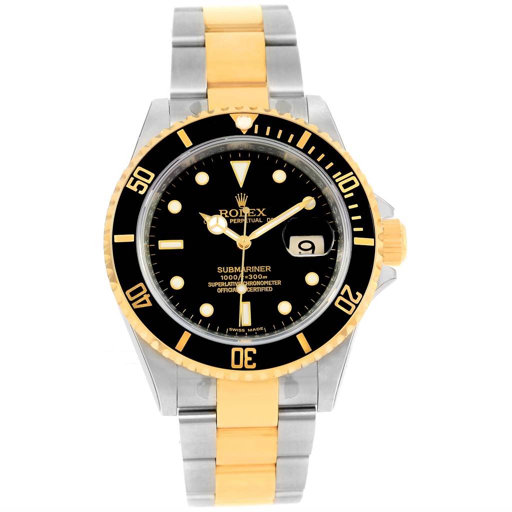 This is a front view of a Rolex Submariner 16613 Men
s Steel and Gold (two tone) Black Dial 16613 Men
s Steel and Gold (two tone) Black Dial watch, showcasing its dial, bezel, and two-tone metal bracelet.