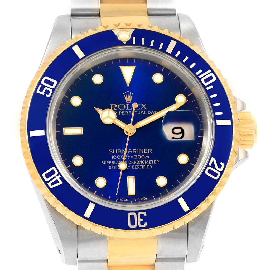 The image shows a front view of the Rolex Submariner 16613 Men's Steel and Gold (two tone) Blue Dial 16613 Men's Steel and Gold (two tone) Blue Dial watch, highlighting its blue dial, rotating bezel, and date window.