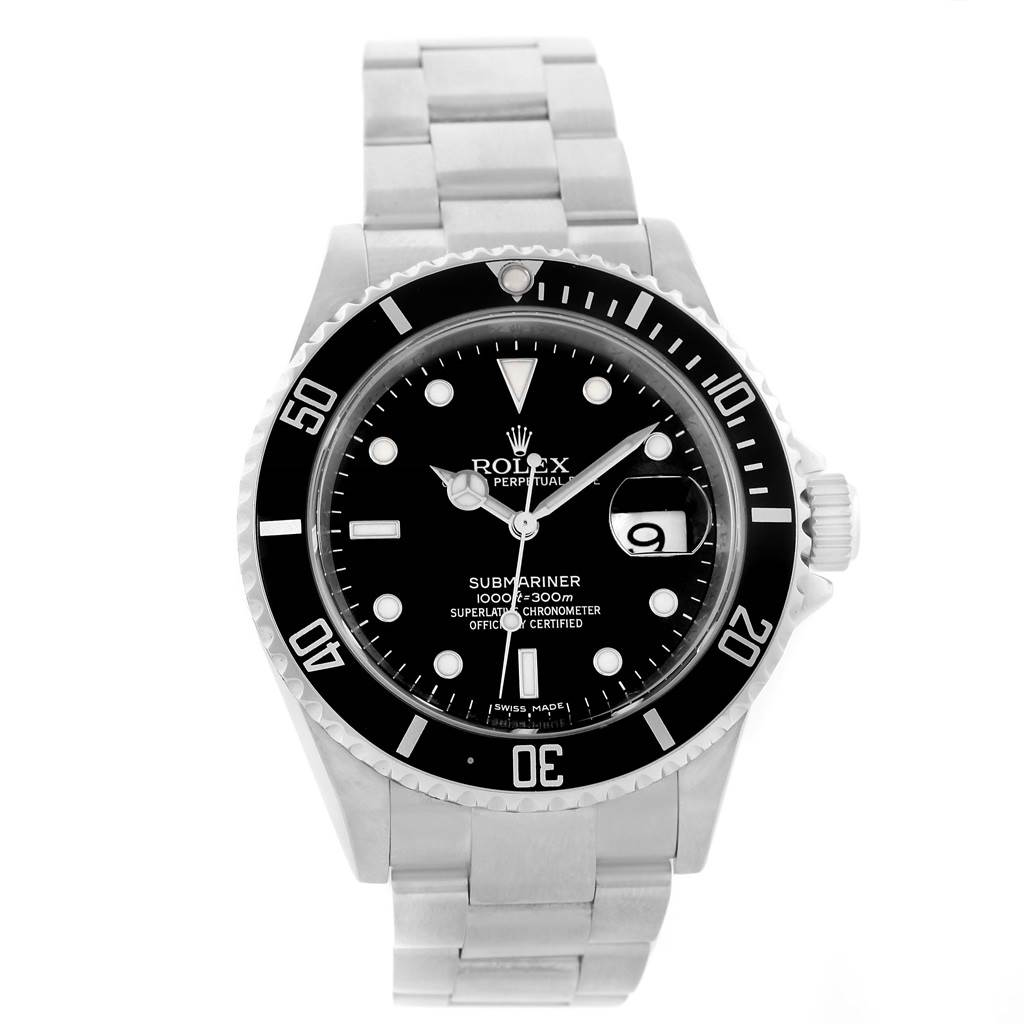 This image shows the front view of a Rolex Submariner 16610 Men
s Stainless Steel Black Dial 16610 Men
s Stainless Steel Black Dial watch, displaying the dial, bezel, and bracelet.
