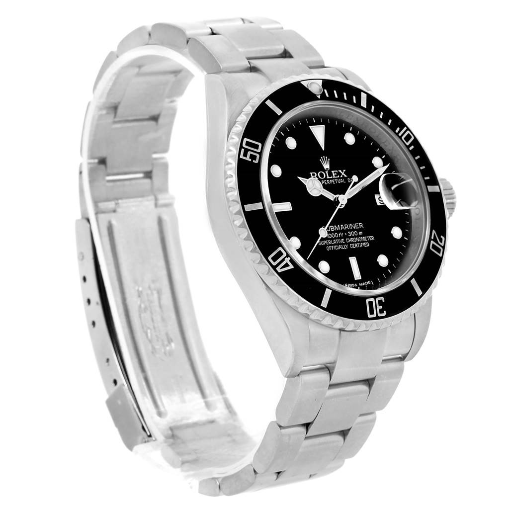 This image shows a side view of a Rolex Submariner 16610 Men's Stainless Steel Black Dial 16610 Men's Stainless Steel Black Dial watch focusing on its bezel, dial, and stainless steel bracelet.