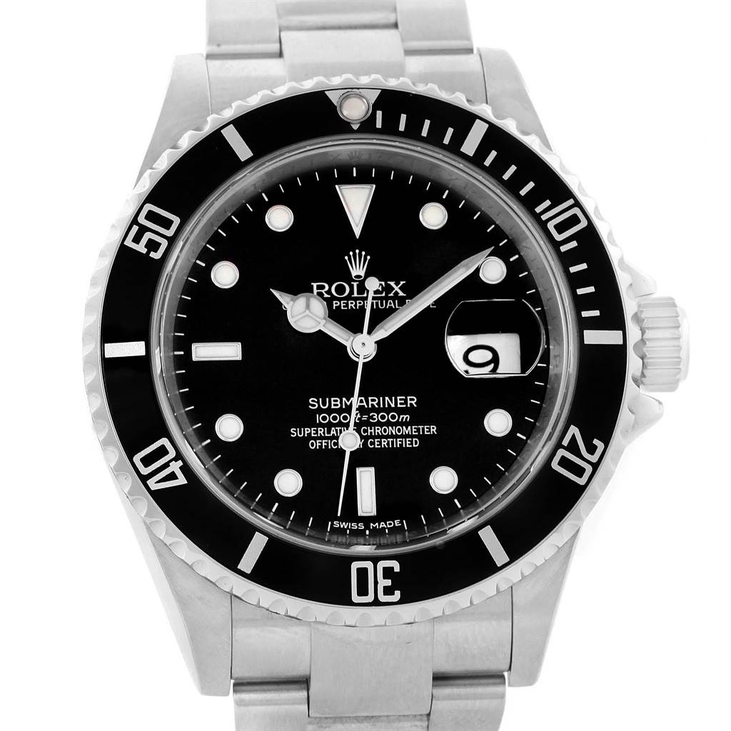 The image shows a front view of the Rolex Submariner 16610 Men's Stainless Steel Black Dial 16610 Men's Stainless Steel Black Dial watch, displaying its dial, bezel, and part of the bracelet.