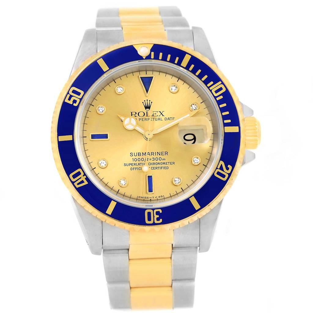 The image shows a front view of a Rolex Submariner 16613 Men
s Steel and Gold (two tone) Champagne Dial 16613 Men
s Steel and Gold (two tone) Champagne Dial watch, featuring the dial, bezel, and bracelet.