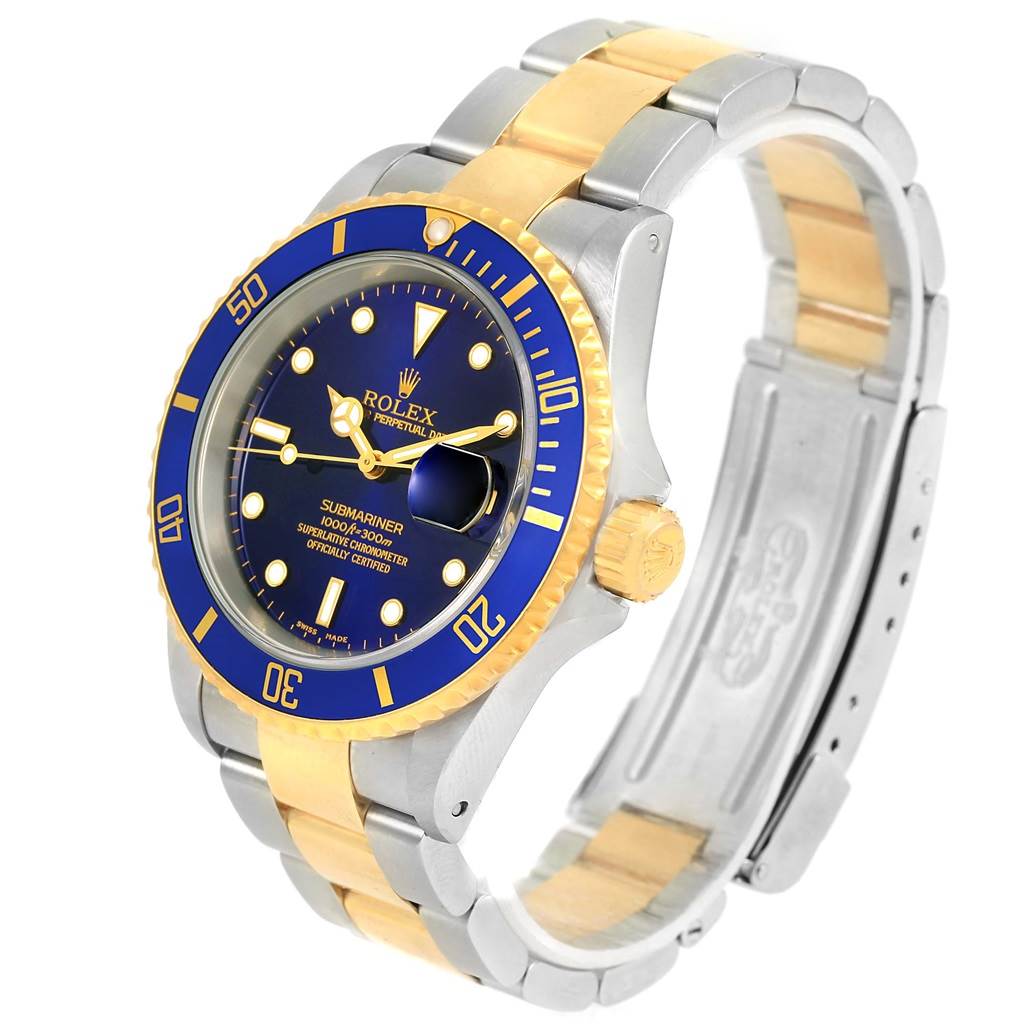 This image shows a side angle of a Rolex Submariner 16613 Men's Steel and Gold (two tone) Blue Dial 16613 Men's Steel and Gold (two tone) Blue Dial watch, displaying its blue and gold bezel and metal strap.