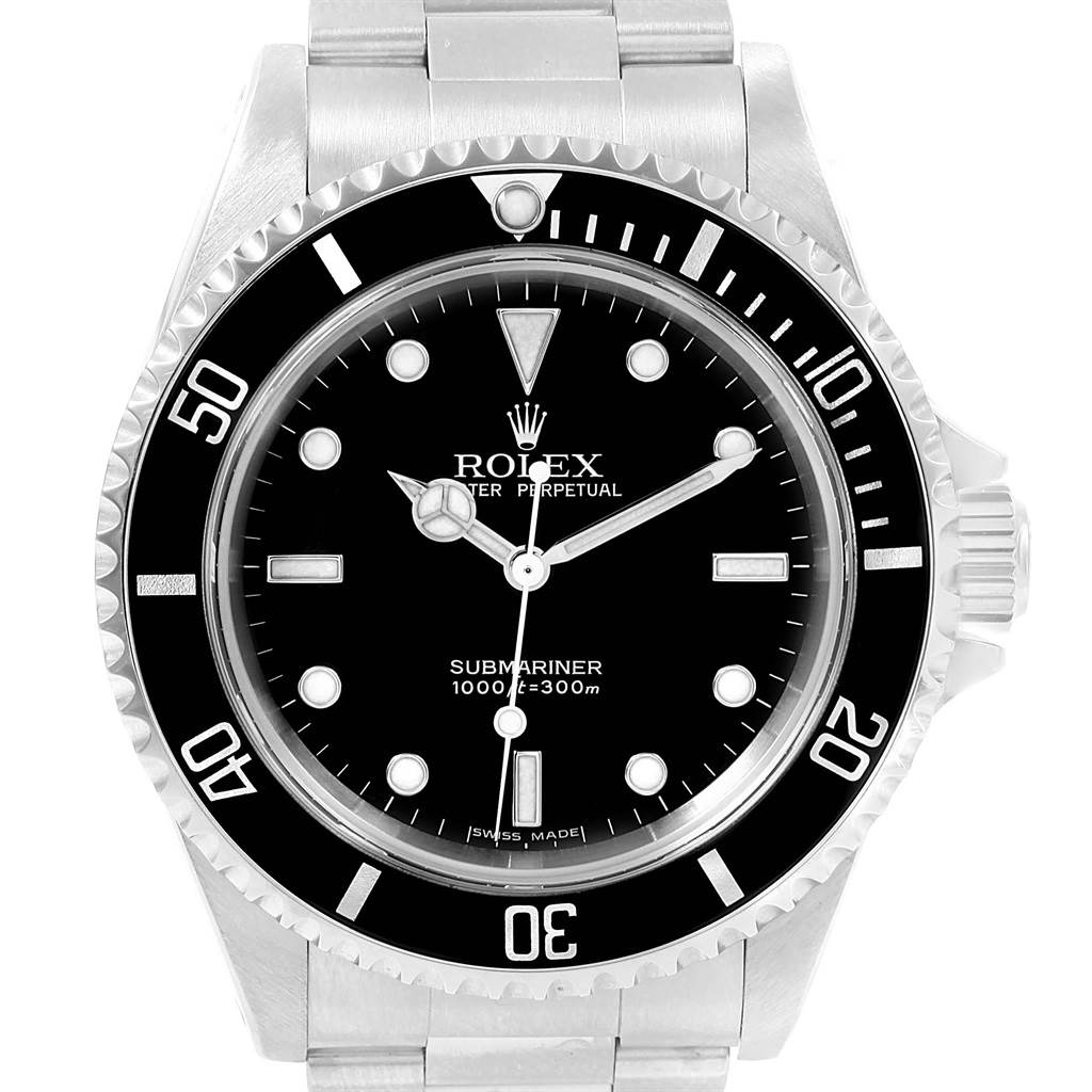 The image shows a close-up front view of the Rolex Submariner 14060 Men's Stainless Steel Black Dial 14060 Men's Stainless Steel Black Dial watch displaying the dial, bezel, and part of the bracelet.
