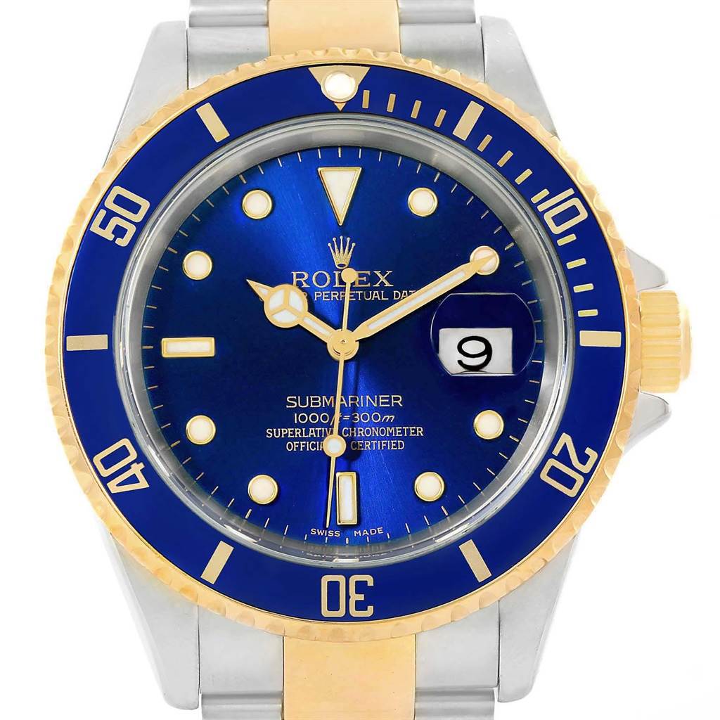 This image shows a front view of the Rolex Submariner 16613 Men's Steel and Gold (two tone) Blue Dial 16613 Men's Steel and Gold (two tone) Blue Dial watch, highlighting its blue dial, date window, bezel, and part of the bracelet.