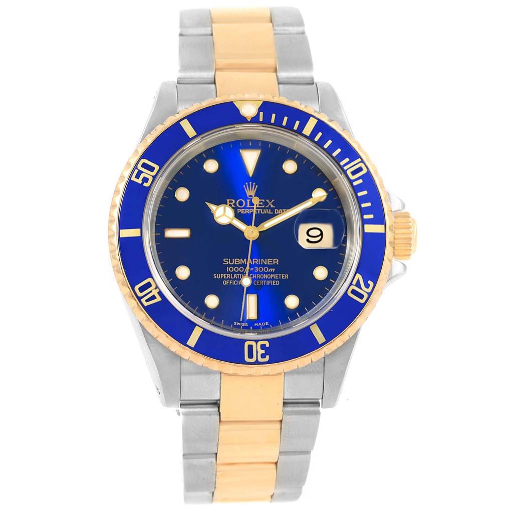 This image shows a frontal view of a Rolex Submariner 16613 Men
s Steel and Gold (two tone) Blue Dial 16613 Men
s Steel and Gold (two tone) Blue Dial watch featuring a blue dial, yellow gold and silver band, bezel, and date window.