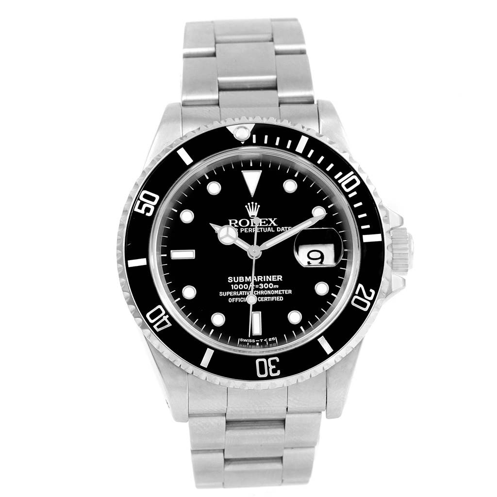 This image shows a front view of a Rolex Submariner 16610 Men
s Stainless Steel Black Dial 16610 Men
s Stainless Steel Black Dial watch, displaying its face, bezel, bracelet, and date magnifier.
