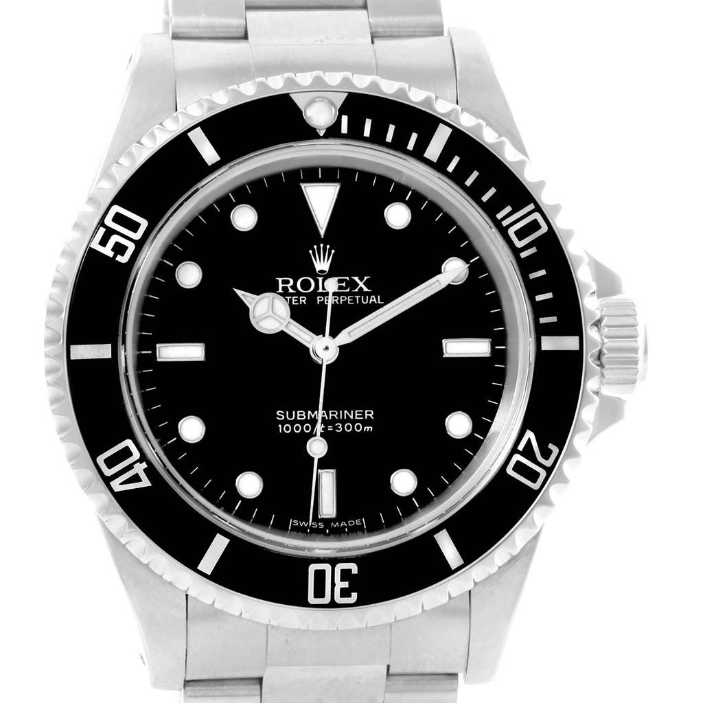 The image shows a front view of the Rolex Submariner 14060 Men's Stainless Steel Black Dial 14060 Men's Stainless Steel Black Dial watch, highlighting the black bezel, dial, and stainless steel bracelet.