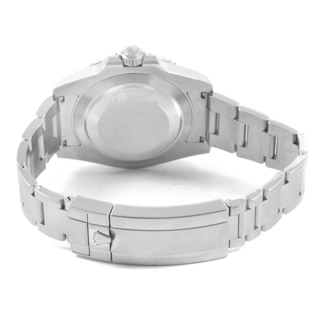 The image shows the back view of a Rolex Submariner 116610LV Men
s Stainless Steel Green Dial 116610LV Men
s Stainless Steel Green Dial watch, highlighting the bracelet and clasp.