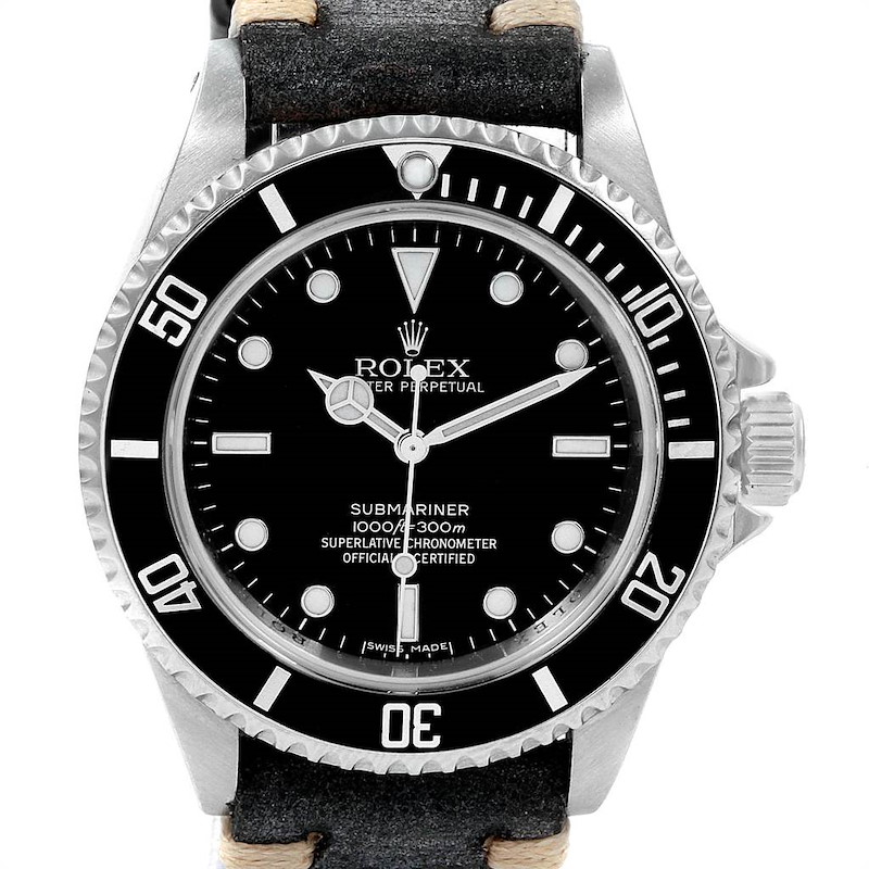 Rolex Submariner 40mm Non-Date Stainless Steel Mens Watch 14060 SwissWatchExpo