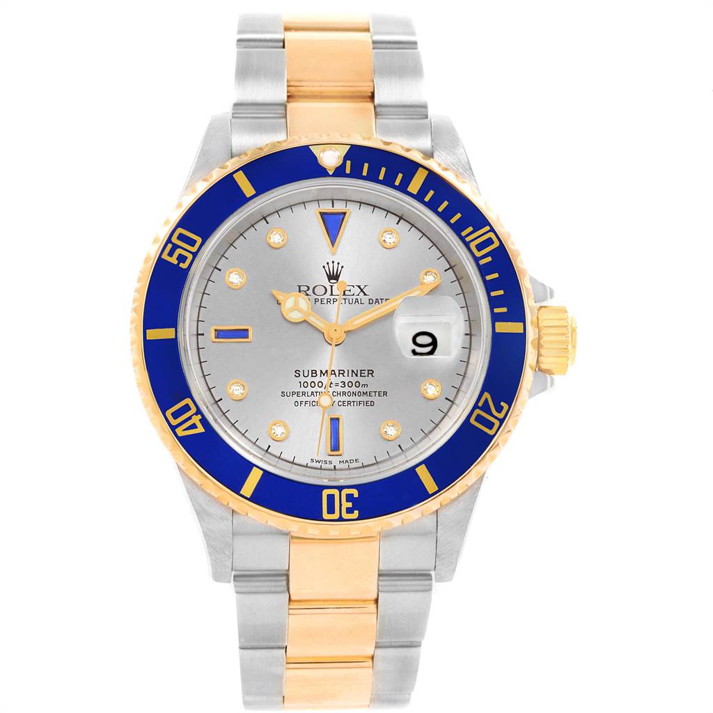 This is a frontal view of a Rolex Submariner 16613 Men's Steel and Gold (two tone) Grey Dial 16613 Men's Steel and Gold (two tone) Grey Dial watch, showing its dial, bezel, and bracelet.